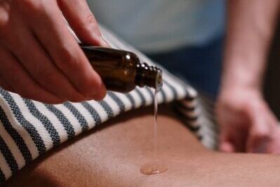 Erotické masážní oleje