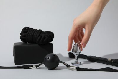 Erotické pomůcky ve světě BDSM – fakta a mýty